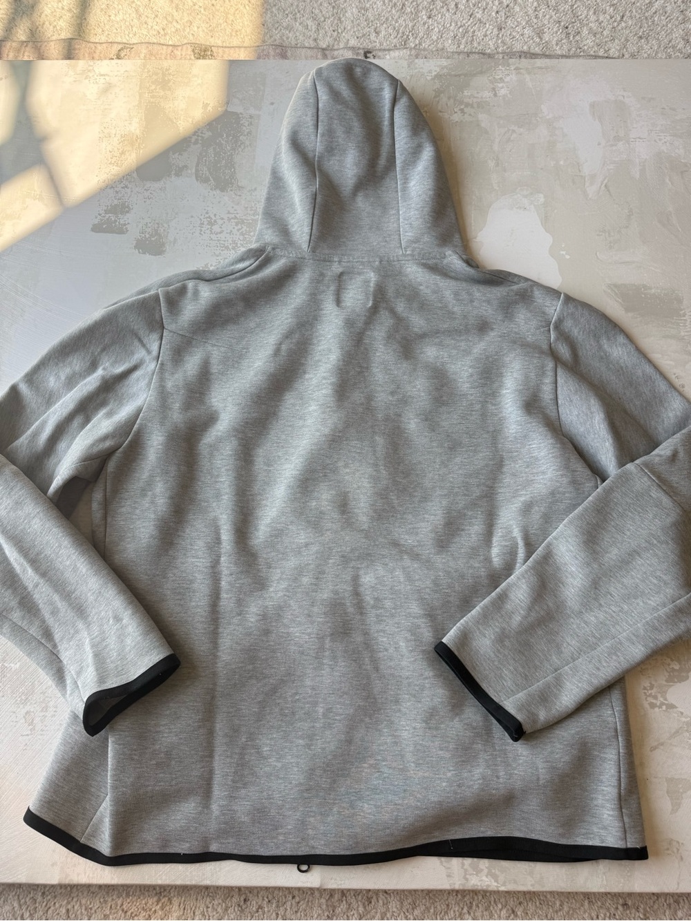 Nike Men’s Gray Full-Zip Performance Hoodie Jacket - Picture 5 of 5